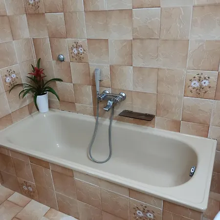 Eleonora D'arborea Apartmán *